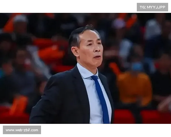 全运会赛场花絮：许利民指导场边积极调整战术